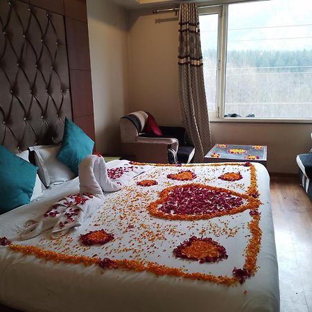 Hotel Neelam Manali Near Volvo Bus Stand Manali Exterior foto